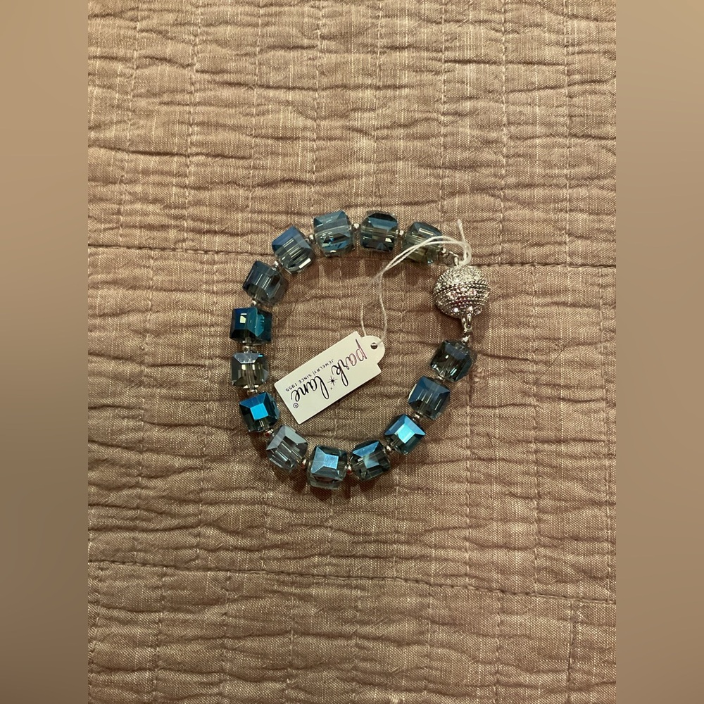 Bracelet.